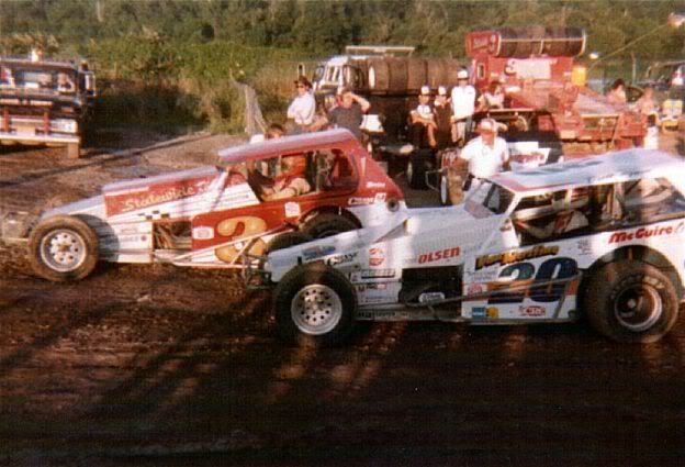 Pic Of Hearn In Olsen Chassis Bob Hilbert Sportswear Dirt Racing